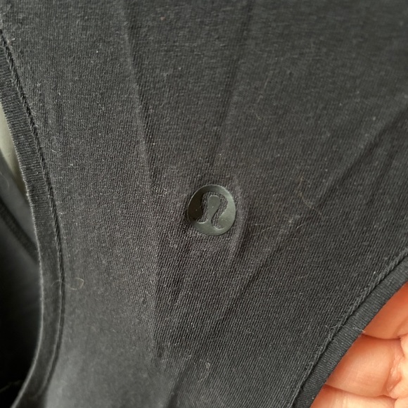 Lululemon black racerback tank size 10 - Picture 4 of 4